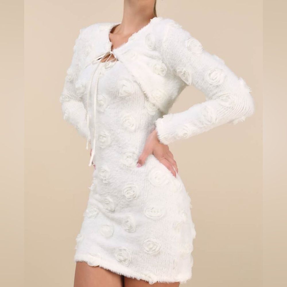 NWT Lulus Dream Charisma Ivory Eyelash Knit Rosette Shrug Mini Dress Set Size L